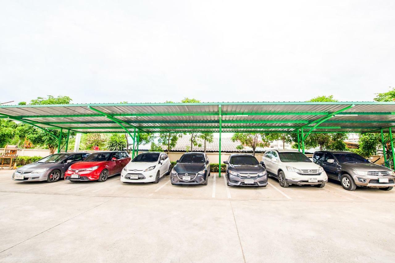 Oyo 306 Paradise Park Laemchabang Si Racha Zewnętrze zdjęcie